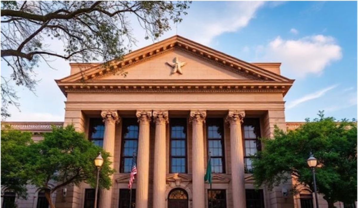 Texas Business Court Explained: Why Houston Companies Should Care About Contract Disputes & Commercial Litigation in 2026