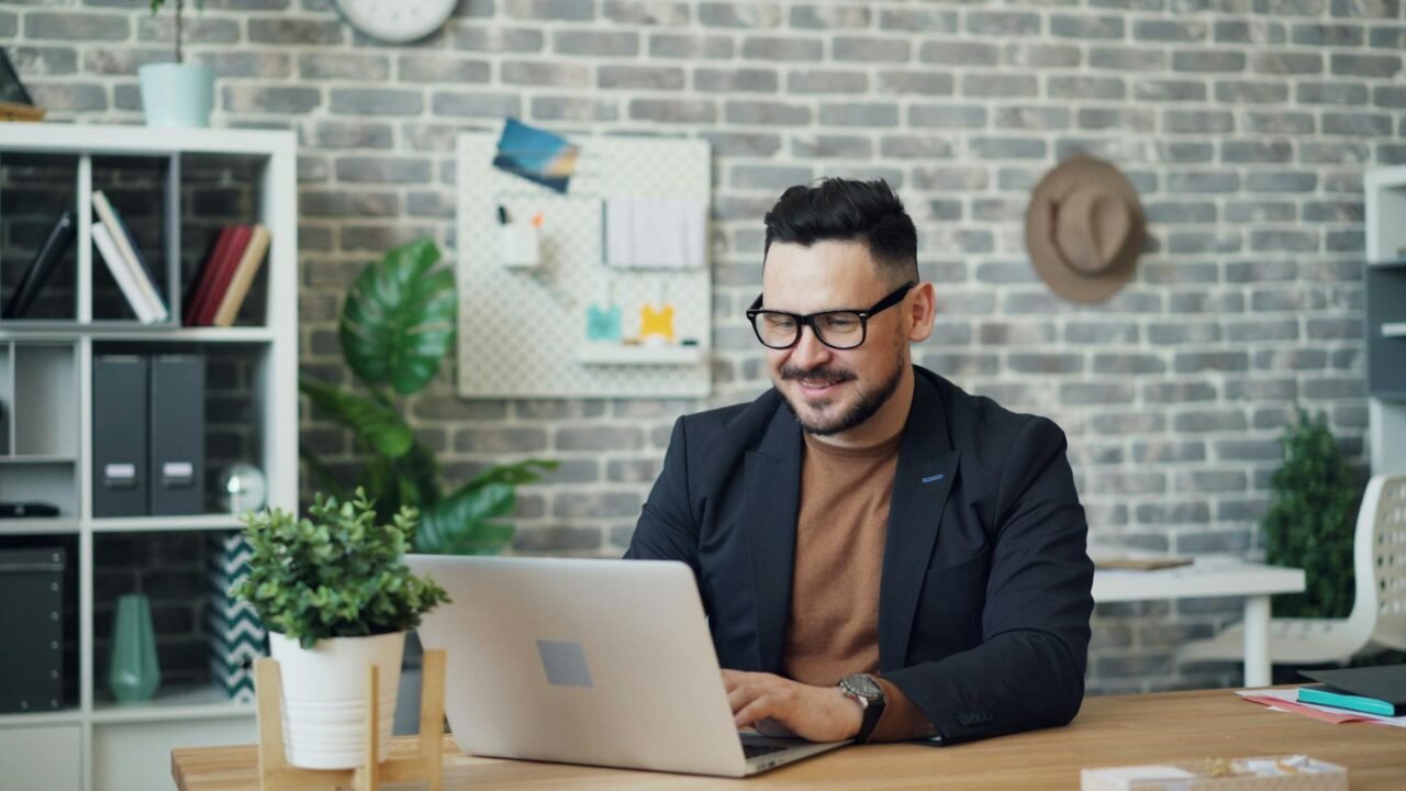 Top Workplace Trends That Are Reshaping Business Operations in 2026